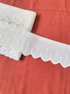 Ribete de encaje de algodón con ojales de ojo ancho de 9 cm, voile suizo suave, blanco, 100% algodón, con borde de flores bordadas para ropa de bebé - Product Image 5