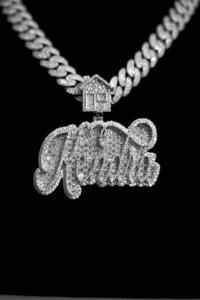 Collier pendentif personnalisé pour homme en argent sterling 925 avec moissanite, bijoux sertis de pierres, cadeau pour femme - Product Image 6