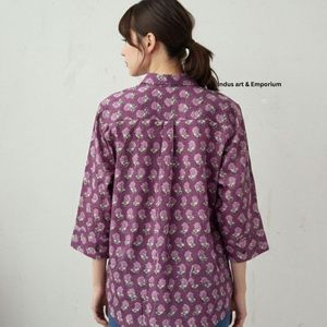 Camisa con estampado de bloques a mano Camisas elegantes para mujer Camisa de tela de algodón suave con estampado de bloques a mano India a la venta al mejor precio - Product Image 2