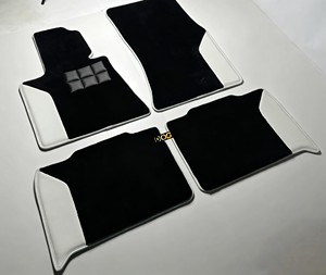 Juego de Alfombrillas Bordadas Personalizadas DOS Exclusive <span class=keywords><strong>MANSORY</strong></span> para Rolls-Royce <span class=keywords><strong>Cullinan</strong></span>, Kit de Interior de Lujo con Logotipo Personalizado - Product Image 1