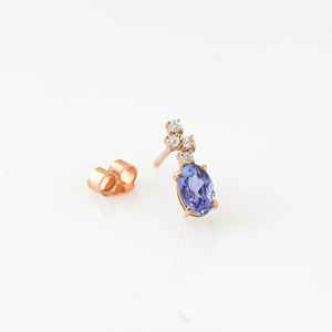 Boucles d'oreilles clous en saphir bleu taille ovale, argent sterling 925 plaqué or 14 carats, bijoux délicats pierre de naissance - Product Image 4