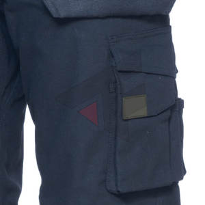 กางเกงสะท้อนแสงสำหรับงานกลางแจ้ง ขายส่ง ดีไซน์เพื่อการส่งเสริมการขาย กางเกงนิรภัยแบบหนาพิเศษ บริการ OEM - Product Image 6