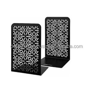 Une paire de serre-livres en métal avec un design géométrique moderne et ouvert. Voici un résumé de l'article - Product Image 5