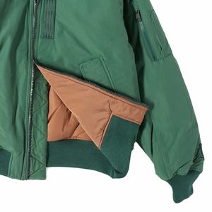 Chaqueta Bomber de Primavera para Hombre, Estilo Casual, con Logotipo Bordado Personalizado, Color Sólido, Chaqueta Bomber de Invierno, Abrigo de Nailon Satinado - Product Image 4