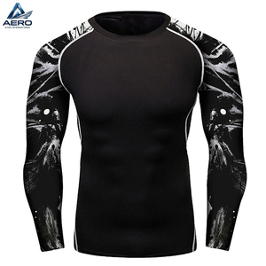 Ropa Deportiva de Última Moda, Transpirable, Hecha a Mano en Color Personalizado, Camiseta Deportiva de Secado Rápido para Hombre con Contraste de Color - Product Image 1