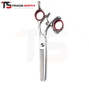 Tijeras de entresacar clásicas TSI Barber de acero inoxidable, herramienta de peluquería para un entresacado confiable y texturizado, y uso profesional en salones. - Product Image 4