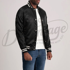 Blouson Bomber Varsity en Satin Noir pour Homme avec Poignets Côtelés Rayés et Fermeture à Boutons Pression – Vêtement d'extérieur Léger et de Qualité Supérieure - Product Image 5
