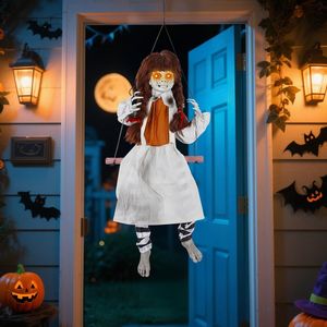 Decorazioni di Halloween: Ragazza Animatronica a Grandezza Naturale su Dondolo con Suoni Spettrali, Oggetto Scenico da Esterno per Halloween - Product Image 2