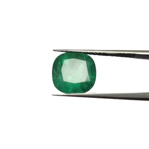 Esmeralda Verde de 5.34 Quilates, Corte Cojín, de Zambia - Product Image 2