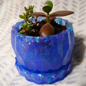 Premium Modern Resin Vase <b>Interior</b> Design <b>Accessory</b> - Product Image 1