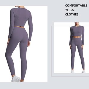 Ensemble deux pièces pour femme : Leggings sculptants de sport et soutien-gorge de sport respirant à maintien élevé - Product Image 1
