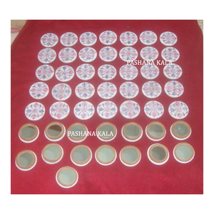 Nouveau miroir de poche traditionnel et magnifique en marbre blanc avec finition ronde fine et incrustation de nacre, idéal pour offrir lors de festivals. - Product Image 4