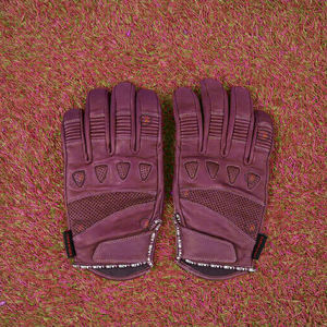 Gants de moto en cuir résistant à l'abrasion, gants de sécurité pour la conduite, conçus pour les sports de plein air et les motards de tous les jours. - Product Image 1