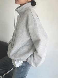 26AW Tendencia en Artículos para el Hogar, Nuevo Estilo de Invierno, Top de Mujer con Media Cremallera y Cuello Redondo, Premium, Casual, Holgado, Color Sólido, Manga Larga, Bordado - Product Image 6