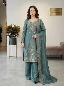 Traje pakistaní de lino verde bordado con dupatta, conjunto holgado hasta la rodilla - Product Image 4
