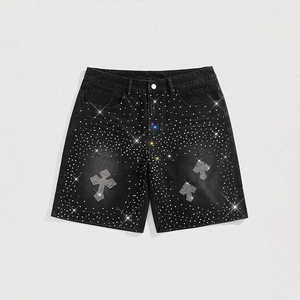 Shorts Bermuda en jean tissé pour homme, ornés de strass et de sequins, à motif croisé, taille mi-haute, style urbain - Product Image 1