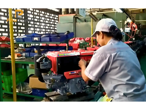 Moteur diesel Vikyno série RV EV, 4 temps, monocylindre, horizontal, refroidissement par eau, haute durabilité - Product Image 5