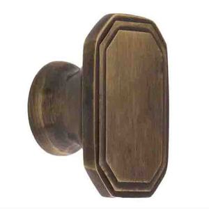 Poignées de meuble en laiton au design moderne avec texture martelée - Product Image 6