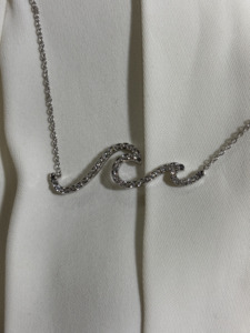 จี้เพชรสำหรับผู้หญิง ทองคำขาว 14k เพชรเพาะเลี้ยงในห้องปฏิบัติการ ดีไซน์หรูหรา ประกายระยิบระยับเหนือกาลเวลา ฝีมือประณีต หรูหรา - Product Image 6