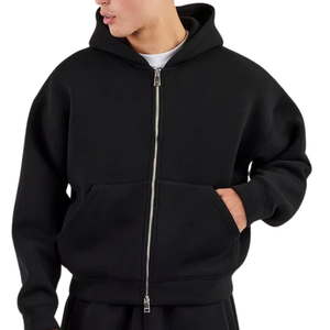 ชุดวอร์มผู้ชายราคาประหยัดสำหรับฤดูหนาว ดีไซน์ใหม่ล่าสุด พิมพ์ลายโลโก้ ผลิตในปากีสถาน คุณภาพสูง ผลิตจากโพลีเอสเตอร์ ระบายอากาศได้ดี แห้งเร็ว - Product Image 1