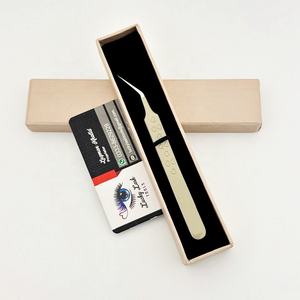 Pince à cils à volume droit à pointe en fibre nue lisse en forme de cœur personnalisable pour dames pince à cils de marque privée - Product Image 1