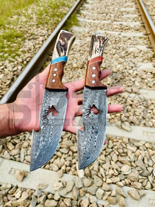 Cuchillo de caza OEM Wirecut de acero de Damasco, tipo Skinner, con mango de asta de ciervo, gancho para desollar, hoja fija, para camping, actividades al aire libre y EDC, con funda de cuero - Product Image 3