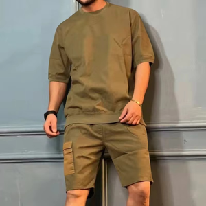Ventes en gros de ensembles courts pour hommes, tenues en 2 pièces, ensembles décontractés d'été, t-shirt et short pour hommes - Product Image 5