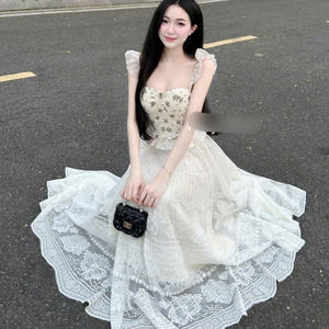 Ensemble deux pièces décontracté d'été pour femme en coton écologique, coupe ajustée, confortable, naturel, tendance, lavable et personnalisable - Product Image 1