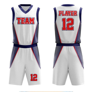 Uniforme de basket-ball personnalisé fabriqué au Pakistan pour hommes, uniformes de basket-ball en polyester de haute qualité pour l'entraînement, en vente - Product Image 3