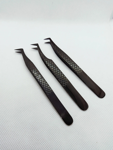 Pince à épiler haute performance en acier inoxydable noir, personnalisable avec étiquette privée, à 45, 75, 90 degrés, avec nano-adhérence et motif drapeau pour cils - Product Image 4