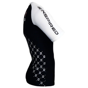 Haut de compression à manches longues pour entraînement, séchage rapide, idéal pour MMA, BJJ, grappling, gym, fitness et sports. - Product Image 3