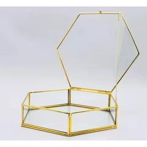 Boîte de rangement moderne en métal pour bijoux, bagues, boucles d'oreilles, colliers, usage domestique - Product Image 1