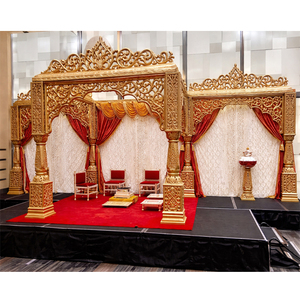 Mandap de mariage Maharani Design à vendre, Mandap de mariage indien doré Rajwada, Mandap de mariage en fibre sculptée Bollywood, Australie - Product Image 1