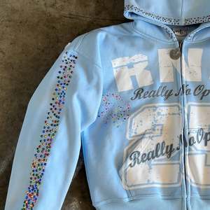 เสื้อฮู้ดพิมพ์ลายจอรุ่นเฮฟวี่เวทคุณภาพพรีเมี่ยมสำหรับใส่ได้ทั้งชายและหญิงผ้า500GSM - Product Image 4