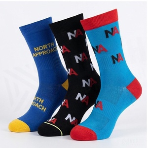 Chaussettes North Approach pour homme, bleu noir bleu clair, motif lettres, respirantes, chaussettes décontractées d'été pour adultes - Product Image 3