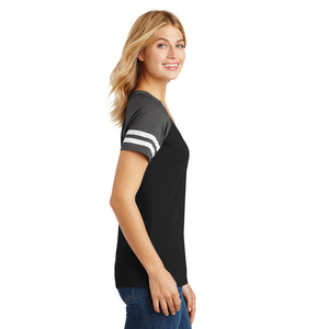 T-shirt décontracté blanc pour femme à col en V profond, 100 % coton biologique de luxe tricoté, écologique, service OEM 2026 - Product Image 4