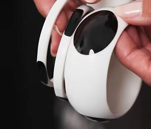 Brazalete de Resina Curvo Vibrante, Accesorio Femenino Elegante Inspirado en la Naturaleza para un Estilo de Boda Moderno y Romántico, Artesanía Única de la India - Product Image 2