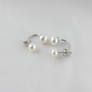 Pendientes de Perlas de Agua Dulce con Diseño de Doble Perla - Product Image 3