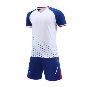ชุดยูนิฟอร์มฟุตบอลคุณภาพพรีเมียมขายดีสำหรับผู้ชาย เสื้อและกางเกงฟุตบอลระบายอากาศได้ดี สวมใส่สบาย รับผลิตแบบ OEM - Product Image 2