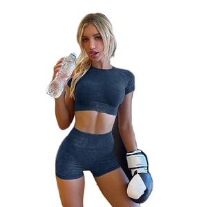 ชุดออกกำลังกายผู้หญิง OLCHEE แบบ 2 ชิ้น - ชุดโยคะไร้รอยต่อแบบย้อมสีเอซิด กางเกงขาสั้นและเสื้อครอปท็อปเข้าชุด ชุดออกกำลังกายสำหรับเล่นกีฬา - Product Image 1