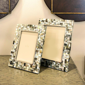 Handcraft mother of pearl inlay picture frame luxury shiny shell mosaic frames for family & wedding photos - Product Image 5