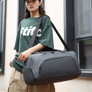 Bolsa de Lona Negra TITAN TREAD WEAR con Asa Superior y Correa de Hombro Ajustable, Bolsa de Viaje y Gimnasio de Gran Capacidad - Product Image 5
