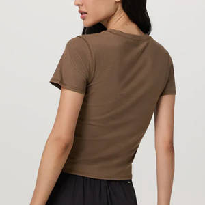 T-shirt à manches courtes confortable, collection été, avec logo, service OEM, design décontracté, coupe ample pour femmes, couleur unie, matière douce - Product Image 6