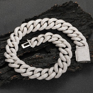 Chaîne cubaine en argent 925 pour homme, collier hip-hop serti de diamants certifiés, chaîne gourmette Miami légère, bijoux de style audacieux - Product Image 1