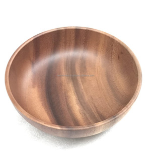 Bol en bois idéal pour servir des croustilles aux noix, du pop-corn ou des bonbons disponibles au meilleur prix - Product Image 1