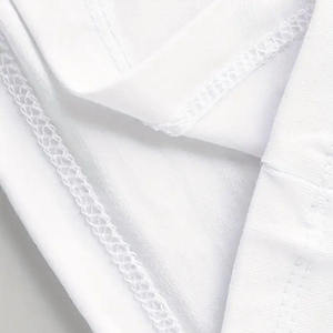 เสื้อยืดผู้ชายประดับเพชร วัสดุคุณภาพดี สีพื้น เสื้อยืดผู้ชายประดับเพชร น้ำหนักเบา - Product Image 6