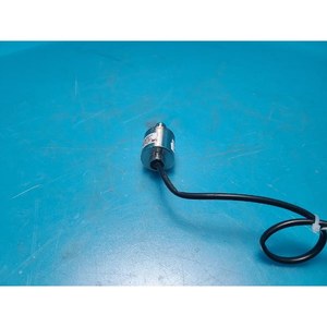 Capteurs de Précision UE E36W-H37 – Pressostat Électronique d'Occasion – Pièces d'Équipement Semi-conducteur Ancien Modèle - Product Image 1