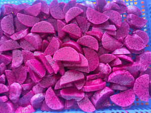 Fruits du dragon surgelés IQF de haute qualité en forme de boule pour la décoration de desserts, pitaya rouge naturel, qualité supérieure, norme d'exportation mondiale - Product Image 3