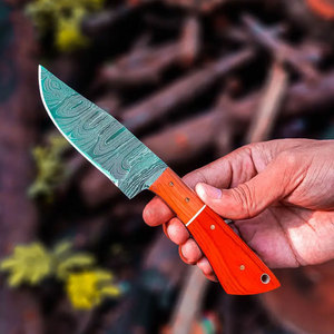 Cuchillo para Camping y Caza Hecho con Acero de Damasco y Mango de Madera para Pedidos al por Mayor y Personalización de Marca - Product Image 3