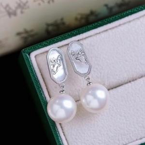 Pendientes Colgantes de Plata S925 de Buena Calidad, Diseño de Concha de Perla y Arete de 9-10 mm, Redondos, Impecables y Modernos, Joyería de Buena Calidad - Product Image 1